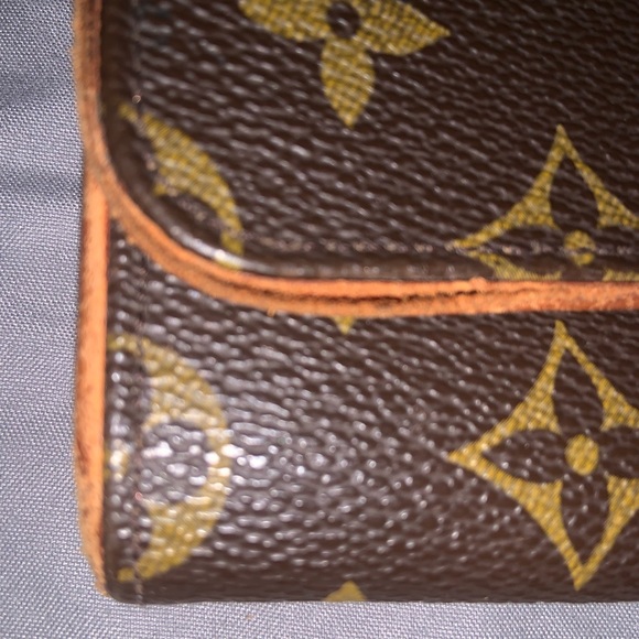 LOUIS VUITTON TWIN POCHETTE GM MONOGRAM - Picture 4 of 12